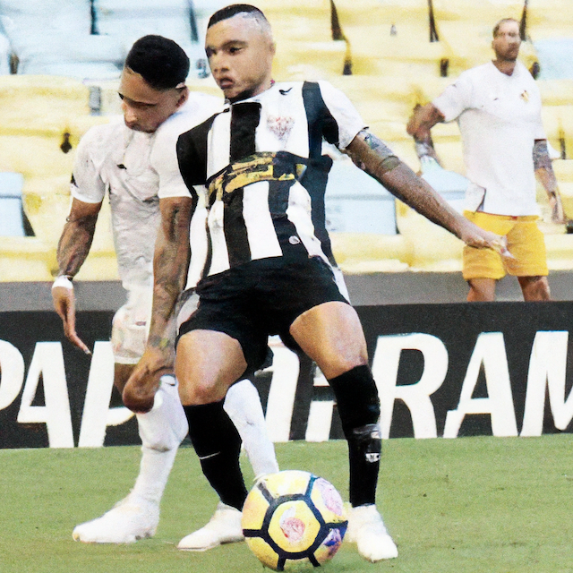 Santos FC: Estratégias de Sampaio Visam Superar Ausência de Neymar em Clássico