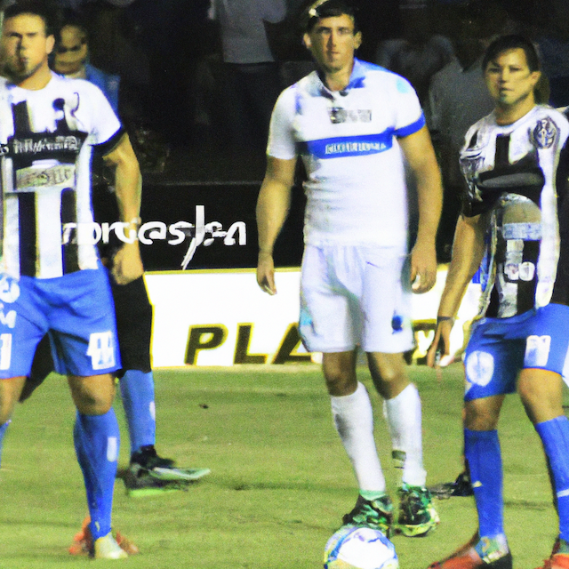 Copa Libertadores: Vélez busca asegurar su pase a octavos ante San Antonio Bulo Bulo en Cochabamba